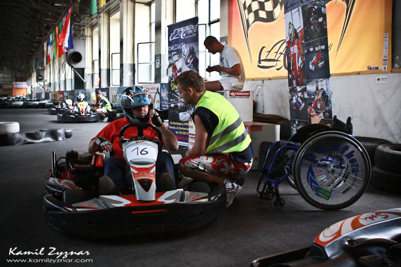 Karting sposobem na integrację osób niepełnosprawnych