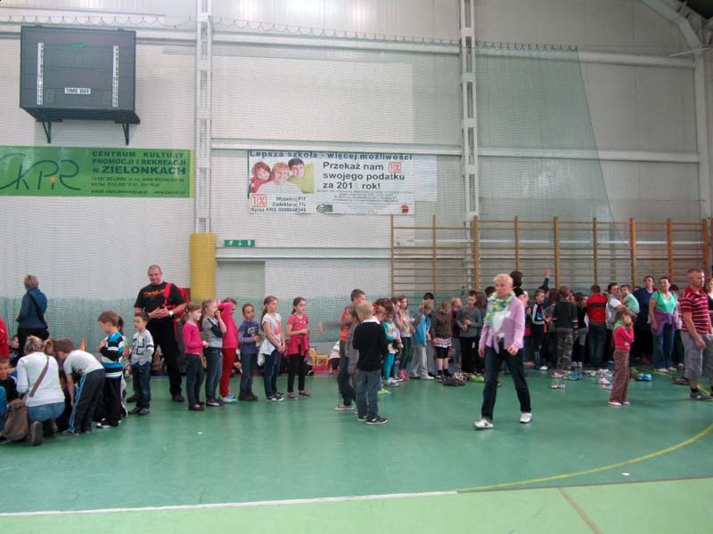 Doroczny festyn w Korzkwi tym razem odbył się w Hali Sportowej w pobliskich Zielonkach
