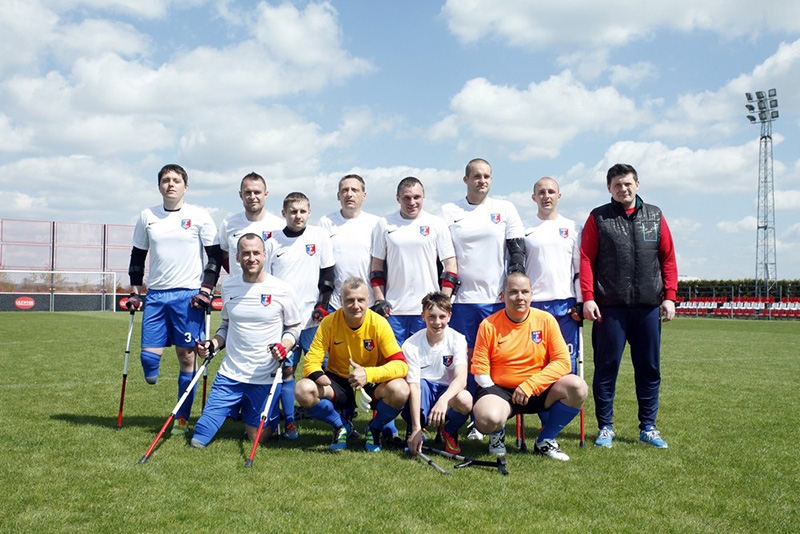 Amp Futbol Kraków - zwycięski team w komplecie