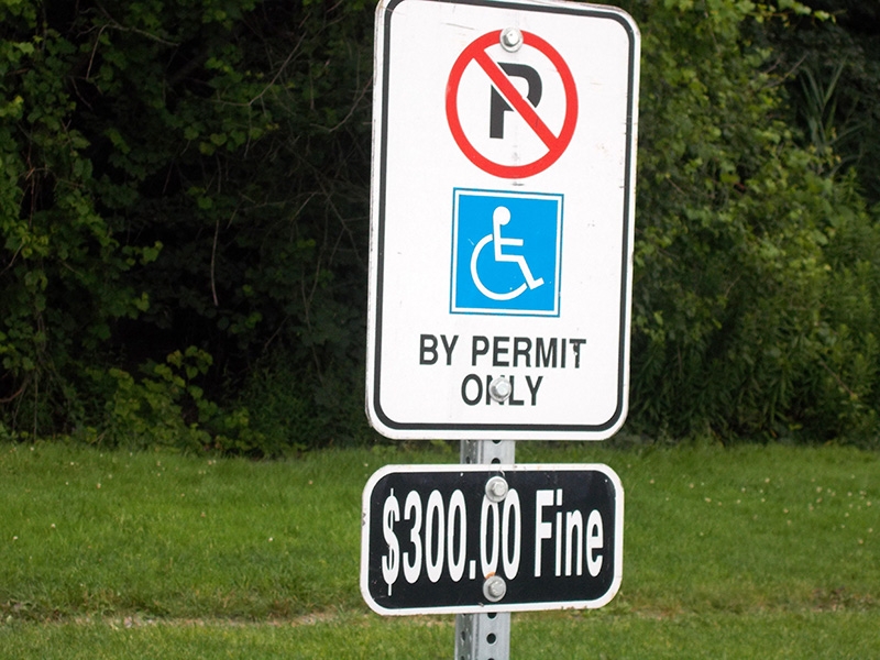 Miejsce parkingowe dla osób z niepełnosprawnością w Niagara Falls