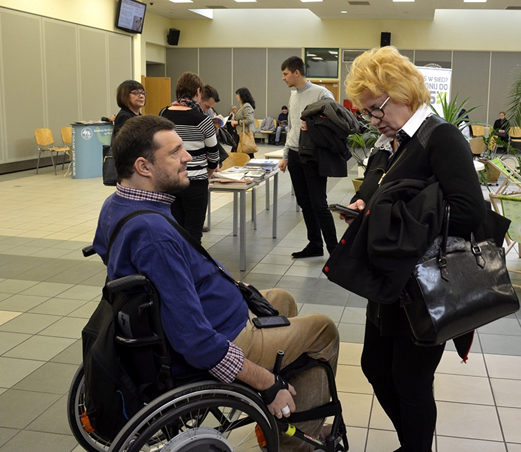 Nowoczesne technologie pomocne osobom niepełnosprawnym