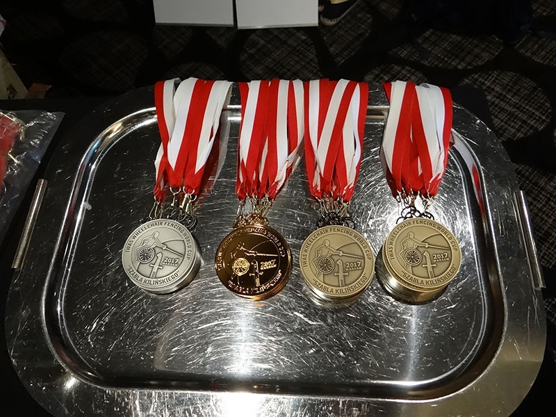 Cztery medale i jedna szabla