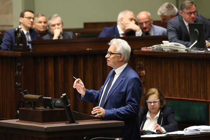 Minister K. Michałkiewicz prezentuje projekt ustawy