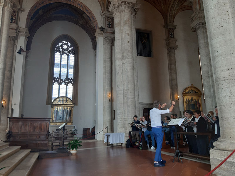 Koncert chóru w katedrze, Pienza