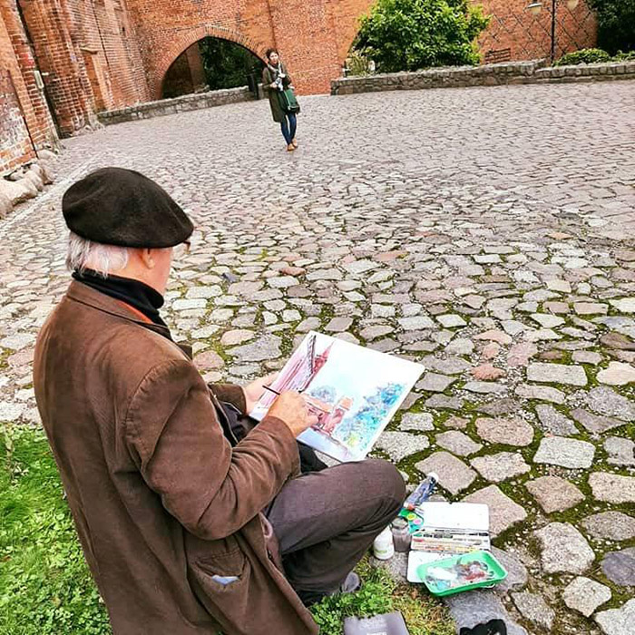 Artyści niepełnosprawni malują Zamek w Kwidzynie i Malborku
