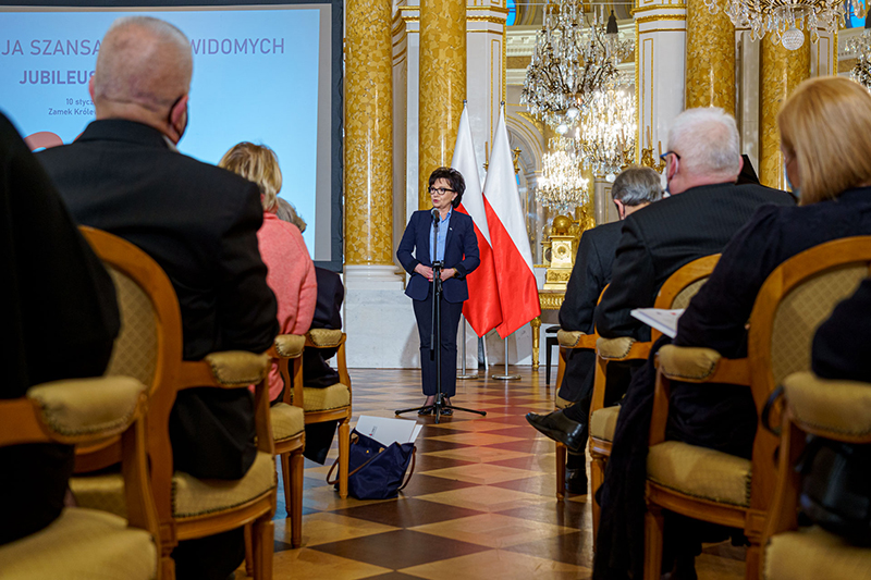 Głos zabiera marszałek Sejmu Elżbieta Witek