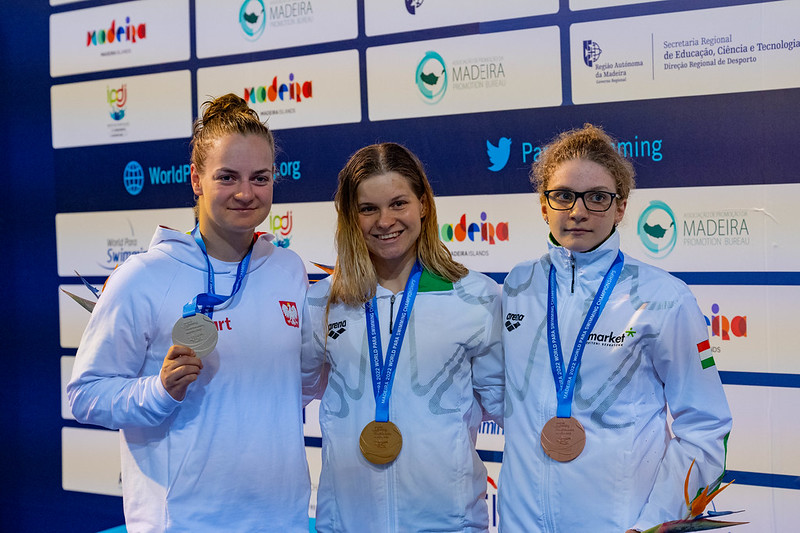 Oliwia Jabłońska (z lewej), fot. PedroVasconcelos - World Para Swimming