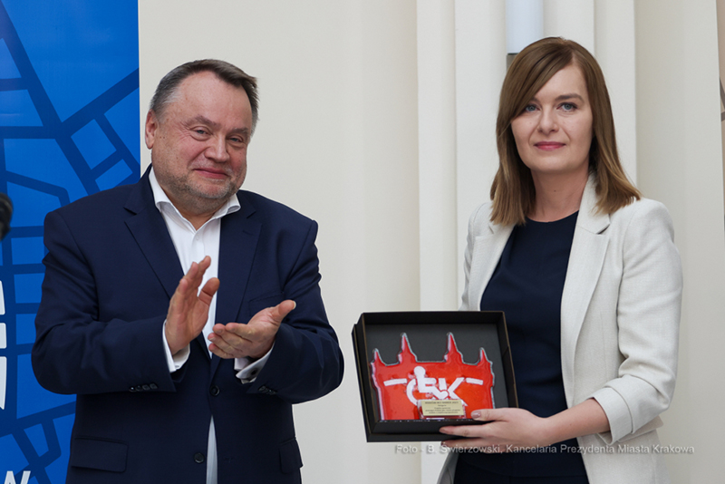 Andrzej Kulig i Agnieszka Pocztowska z wyróżnieniem dla Shell Business Operation Kraków