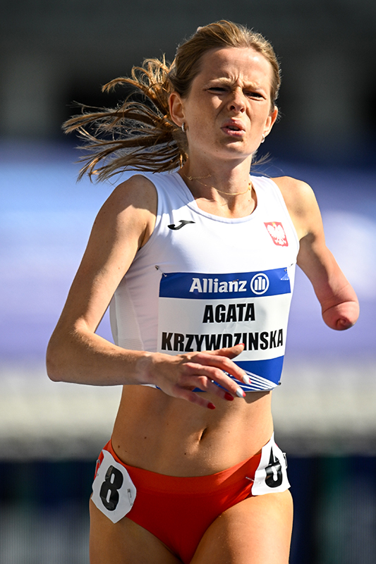 Agata Krzywdzińska